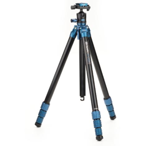 Benro Treppiede Super Slim in Alluminio con Testa a Sfera TSSL18AH0P Benro Treppiede Super Slim in Alluminio con Testa a Sfera TSSL18AH0P